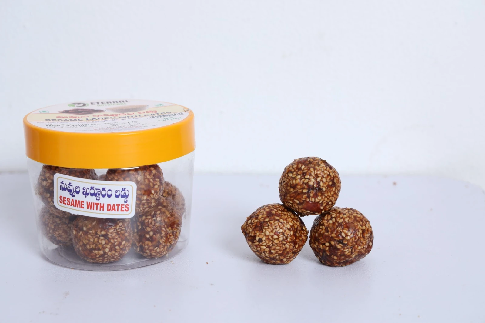 SESAME LADOO WITH DATES (250 GRAMS)